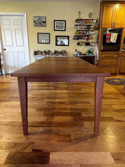 The Monroe Farm Table